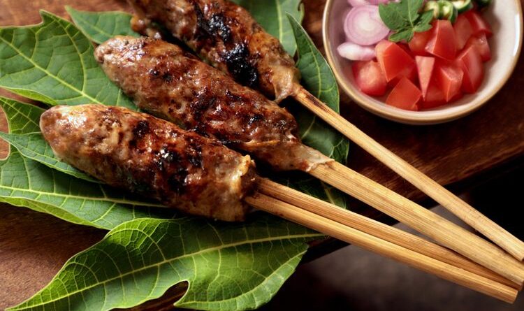 Sate Buntel Khas Solo Satu Satunya Di Kebumen