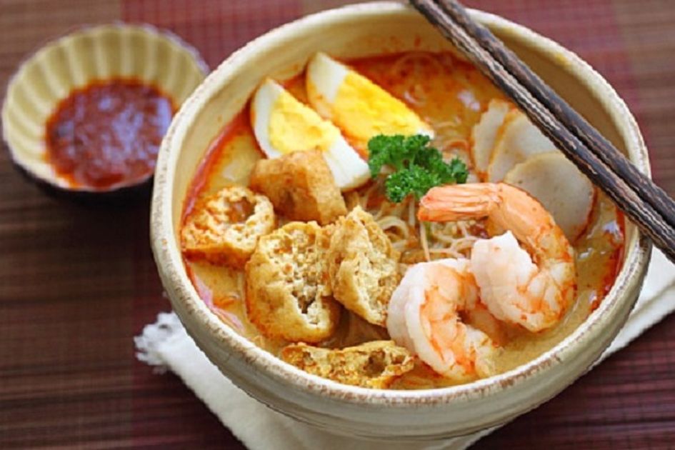 Laksa Khas Singapura Enaknya Bikin Nagih