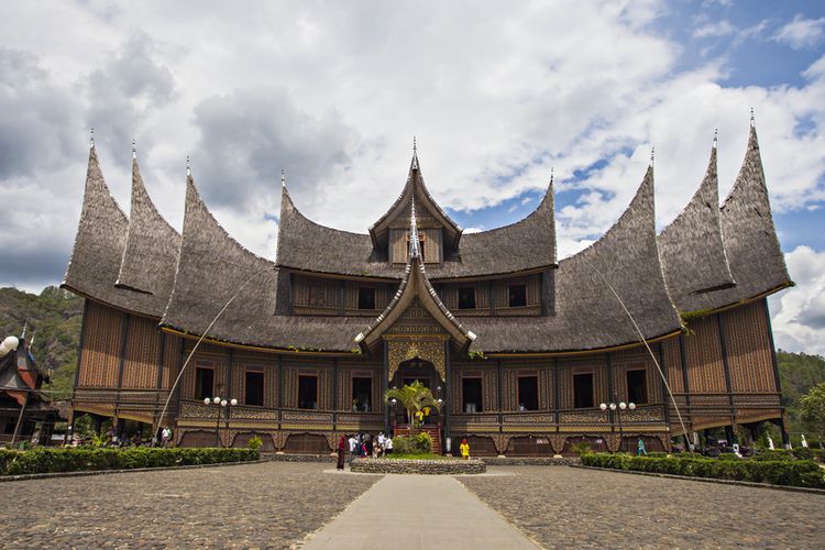 Istana Pagaruyung Objek Wisata Keren Di Sumatera Barat