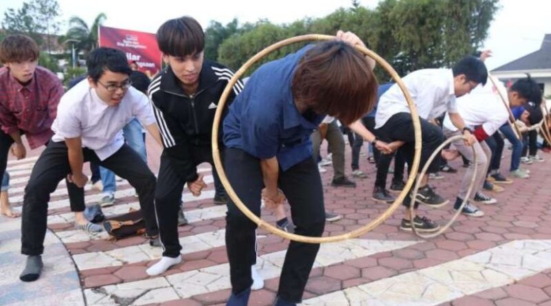 Hula Hoops Akar Senam Tradisional Jepang