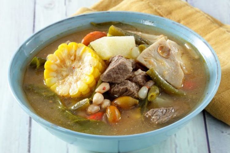 Sayur Asem Khas Sunda Dengan Tetelan Daging Sapi