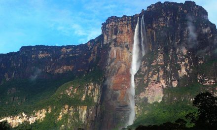 Destinasi Salto Angel Air Terjun Tertinggi Di Dunia