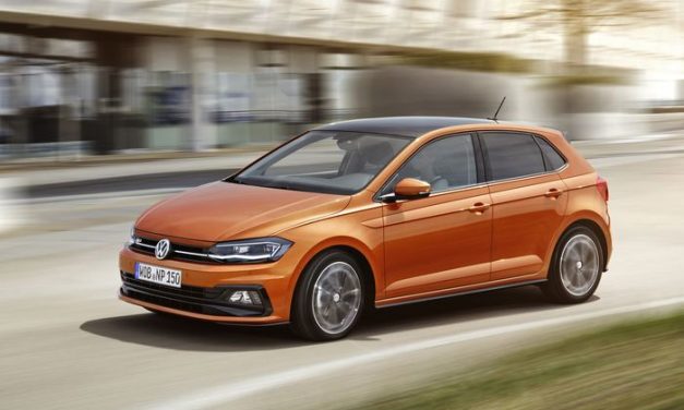 Mobil Volkswagen Passat Sedan Mid-Size Yang Populer