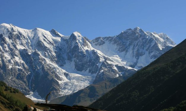 Keunikan Gunung Khara Hora Yang Menjadi Ikon Alam Di Rusia