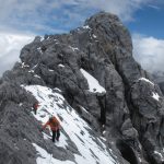 Gunung Carstensz Pyramid, Puncak Salju Abadi Di Negeri Tropis
