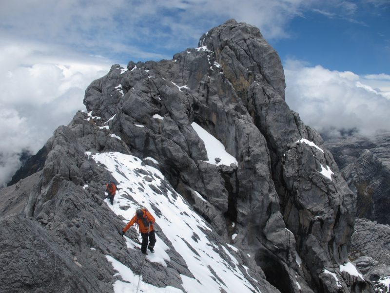 Gunung Carstensz Pyramid
