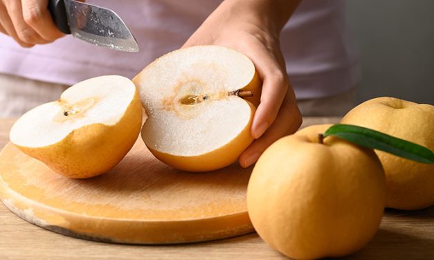 Buah Pear Punya Manfaat Untuk Kulit Wajah, Ini Penjelasannya!