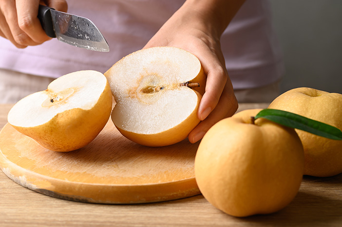Buah Pear Punya Manfaat Untuk Kulit Wajah, Ini Penjelasannya!