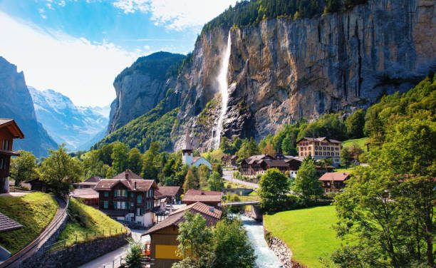Keindahan Lauterbrunnen, Lembah Seribu Air Terjun Di Swiss