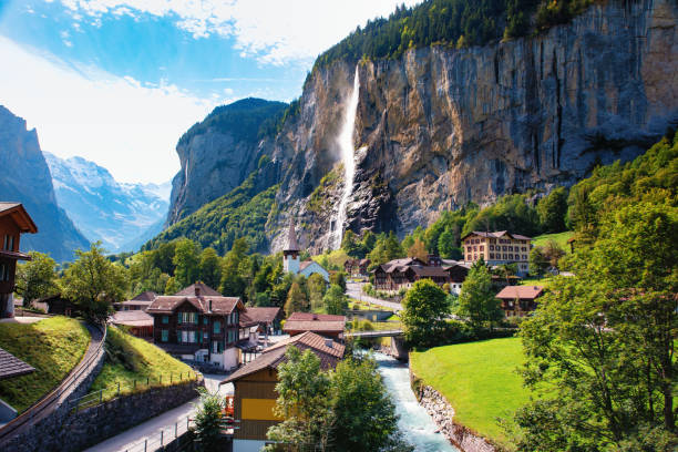 Keindahan Lauterbrunnen, Lembah Seribu Air Terjun Di Swiss