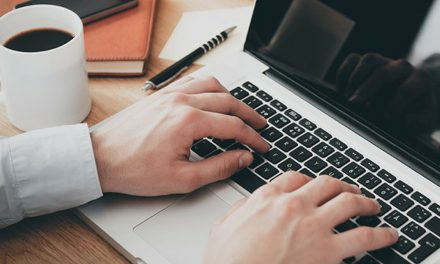 Upah Freelance Tak Kalah Saing Dengan Kantoran