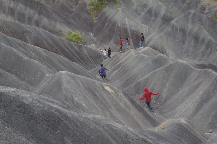 Gumuk Pasir Sumalu