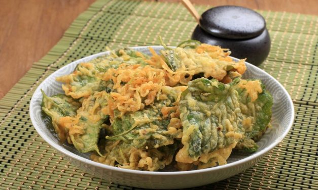 Kelezatan Keripik Bayam Cemilan Khas Daerah Menggugah Selera